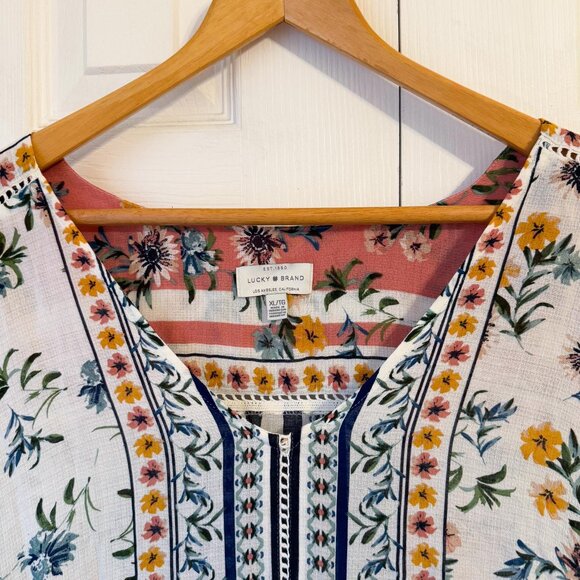 Lucky Brand Floral Maya Top - Picture 2 of 11
